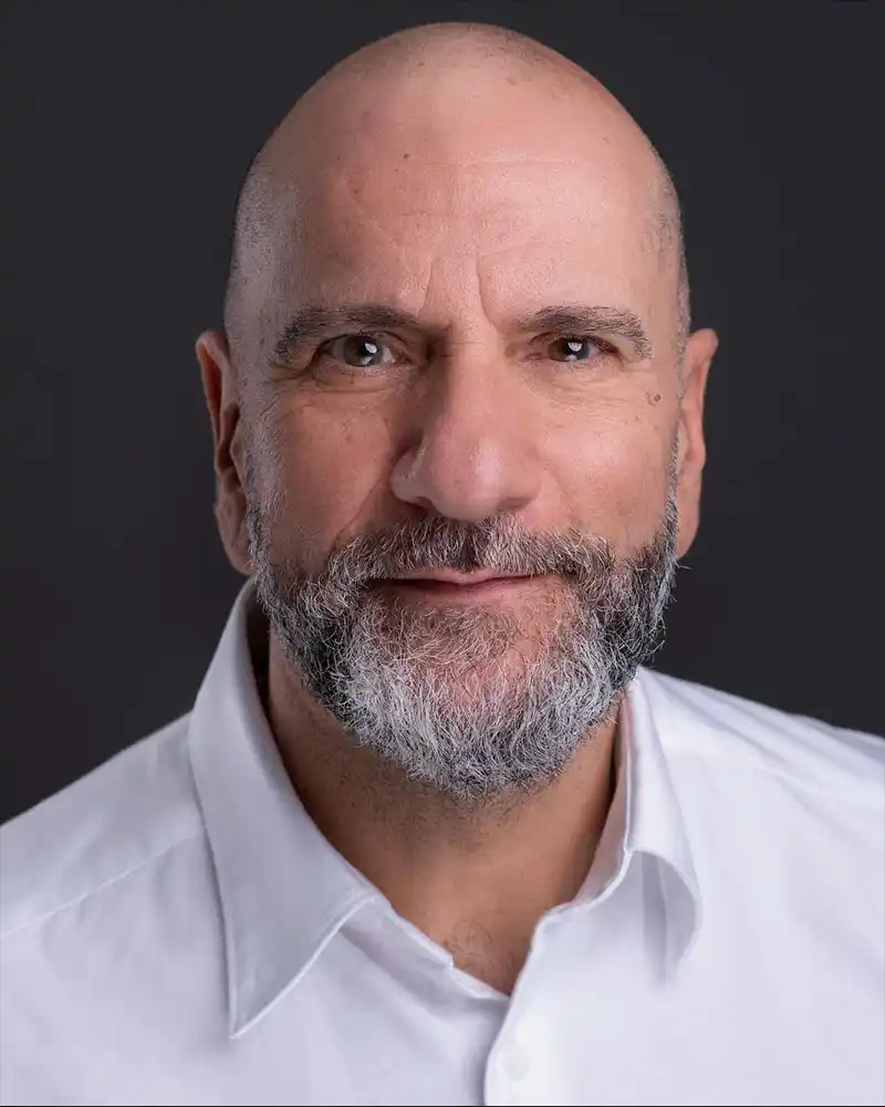 Mark Stern Estate Agent